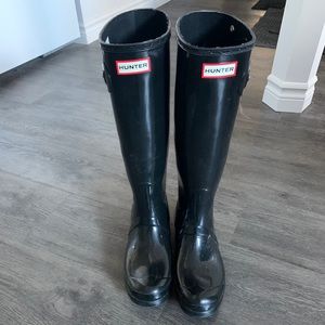 Hunter boots size 9.